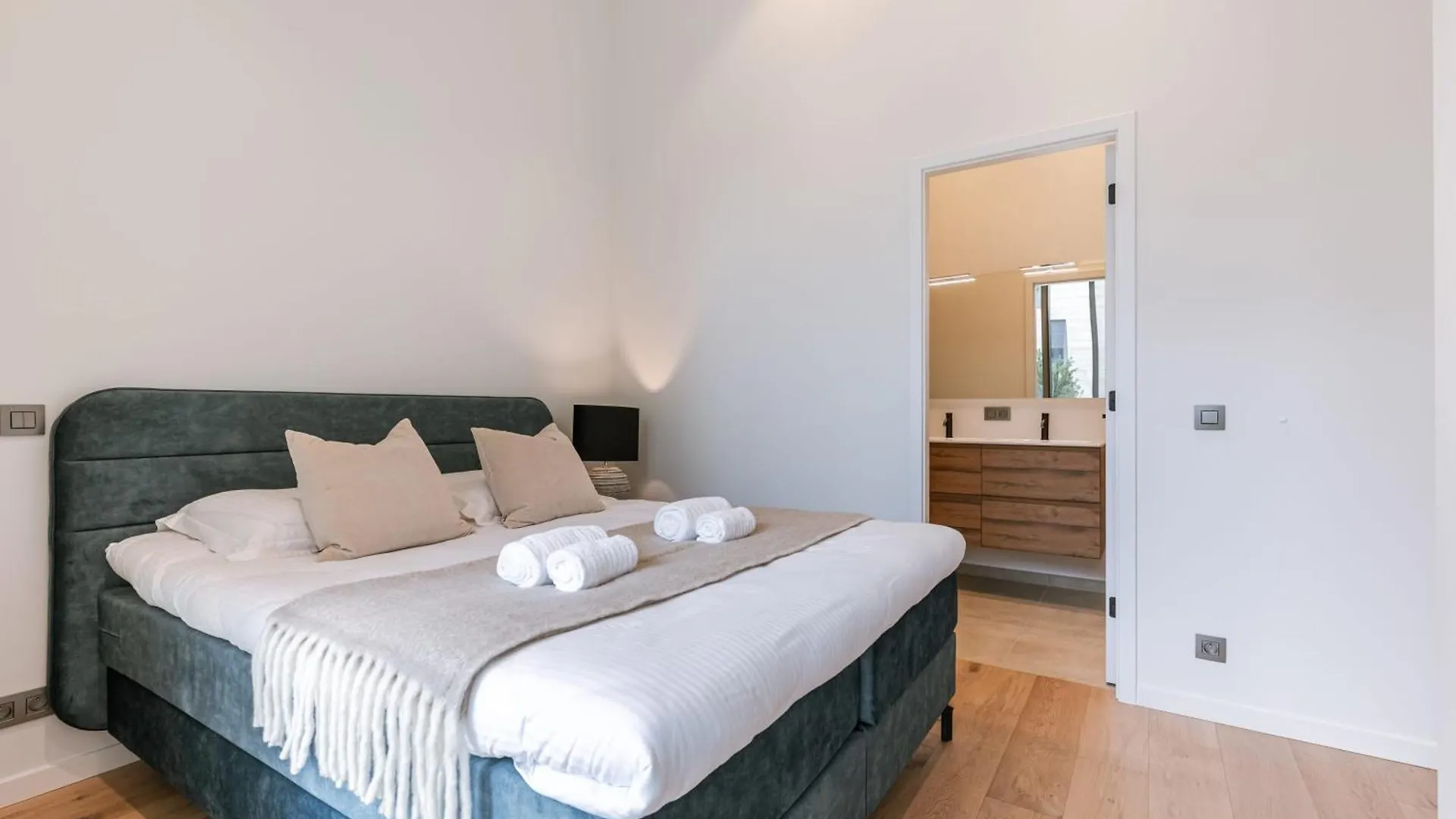 Huswell - Seafront Apartment With Stunning Views أوستيند